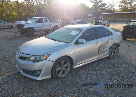 2014 Toyota Camry Se Sport из США, поврежденный, VIN 4T1BF1FK8EU743734